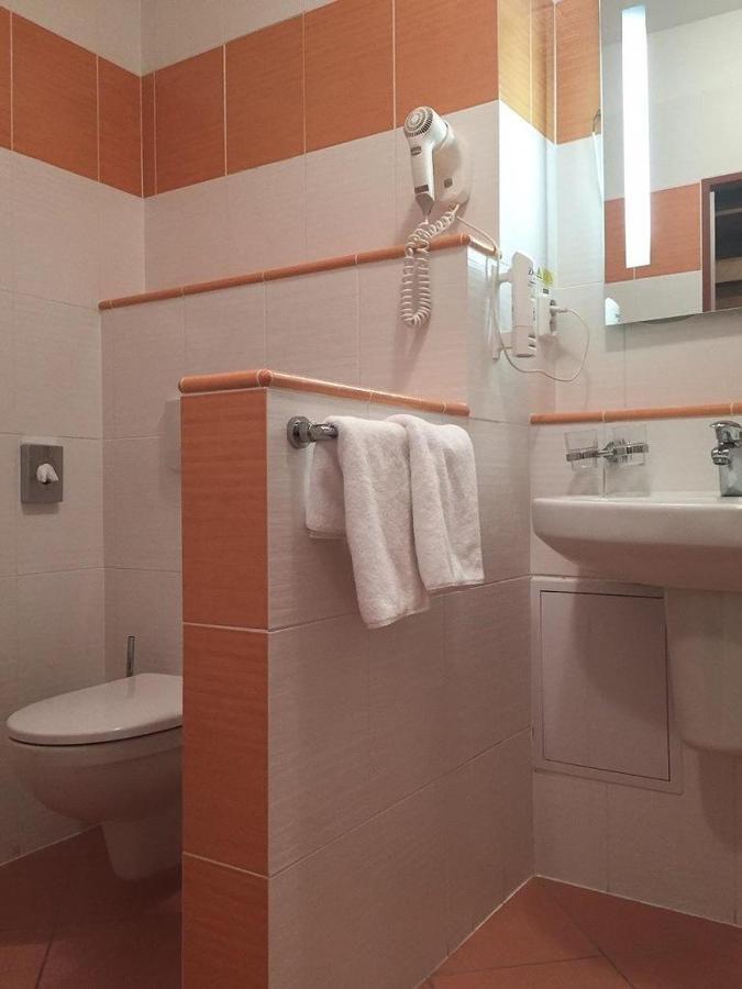 Lipno Wellness - Frymburk C104 Privat Family Room Bagian luar foto