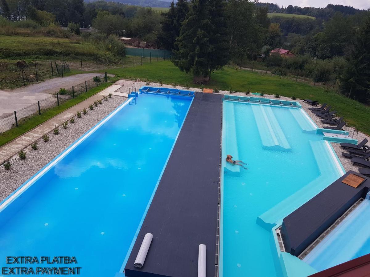 Lipno Wellness - Frymburk C104 Privat Family Room Bagian luar foto
