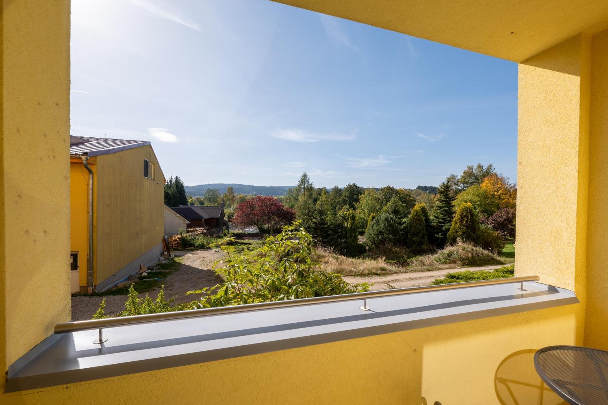 Lipno Wellness - Frymburk C104 Privat Family Room Bagian luar foto
