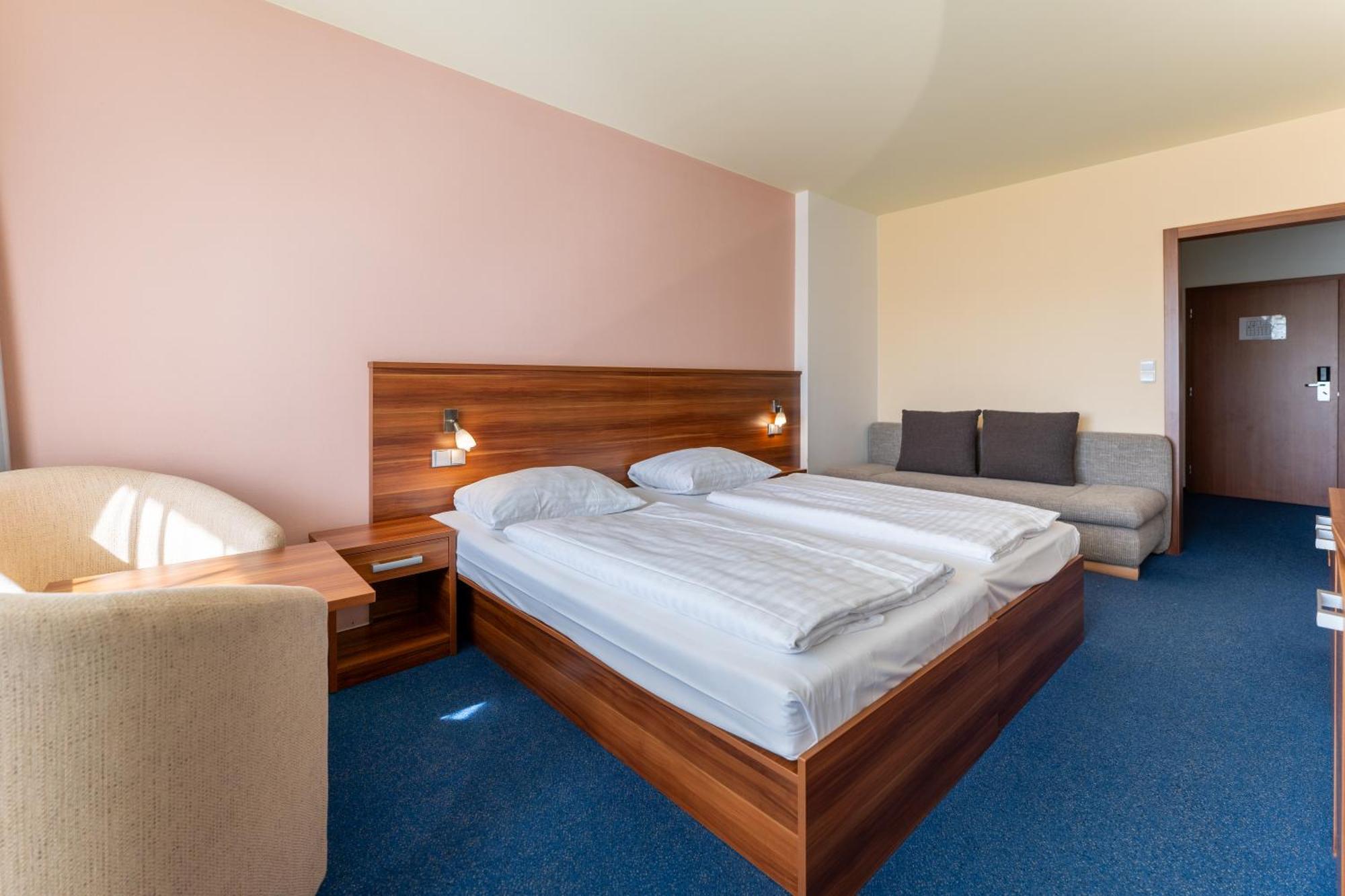 Lipno Wellness - Frymburk C104 Privat Family Room Bagian luar foto